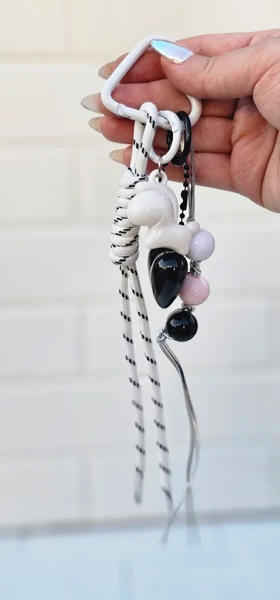 چارم کیف مدل هارت بلک (Heart Black Charm)