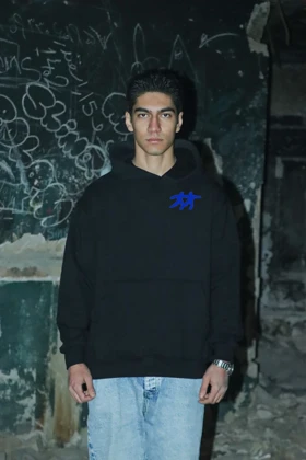 هودی مشکی اسپرت طرح آدمک مینیمال 4 - فواصل