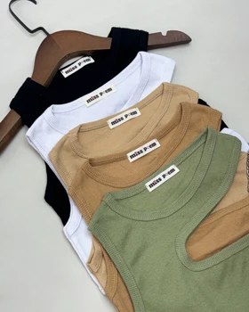 کراپ تاپ جنیفر