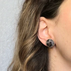 گوشواره پشمی پلنگی