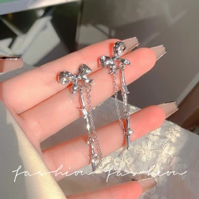 گوشواره پینترستی پاپیون