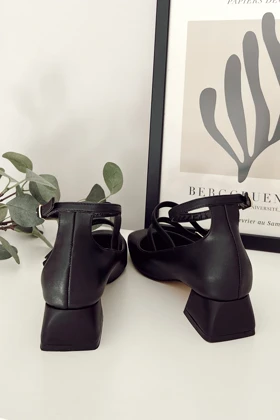 کفش پاشنه‌بلند کلاسیک زنانه polka-store polka-store