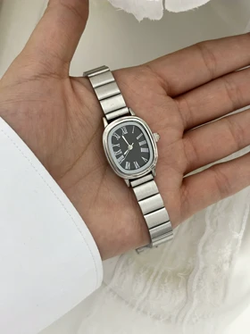 ساعت زنانه استیل بیضی رومی951