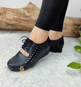 کفش طبی مدل ریشا ساینا