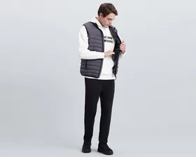 جلیقه روزانه M Essential Vest PC_S202174-040