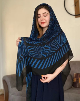 روسری یالق طرح پلنگی