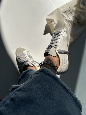 ونس GOLDEN GOOSE