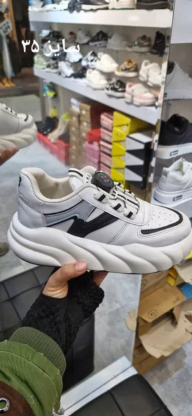 کفش کتانی بچه گانه مناسب روزمره مدل نیوبالانس لژدار چراغدار