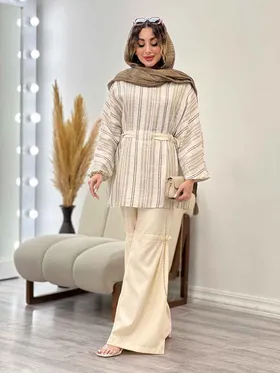 ست مانتو و شلوار جلو بسته لمه دار