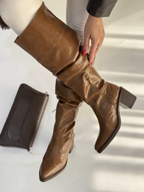 بوت نوک تیز بلند 1612