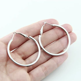 گوشواره زنانه مدل حلقه‌ای 2 میل