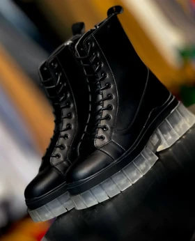 بوت زیره شیشه ای