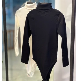 بادی یقه اسکی