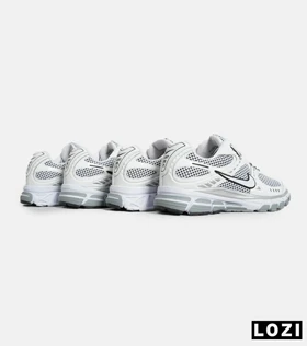 کفش کتانی مردانه طوسی سفید نایک NIKE zoom vomero 5