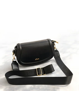 کیف دوشی زنانه پرادا PRADA مدل قایقی