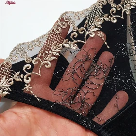 ست شورت و سوتین زنانه فنردار برتا مشکی کد 5106-4010-B به همراه نگهدارنده جوراب