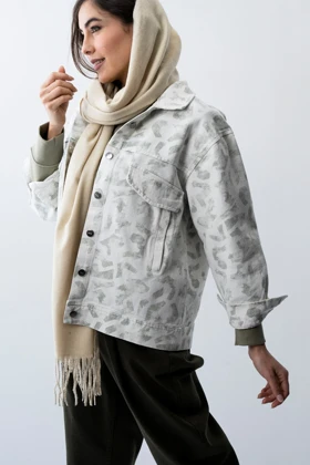 کت کتان جیب‌دار زنانه