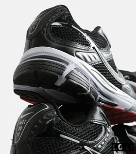 کفش کتانی مردانه مشکی نایک NIKE zoom vomero 5