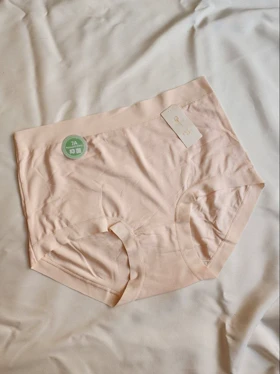 شورت تمام نخ فاق بلند کد: 2002