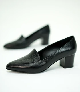 کفش چرم طبیعی پاشنه‌بلند کد 1372