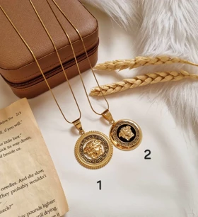 گردنبند ورساچه استیل