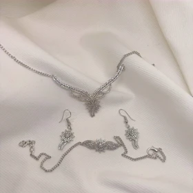 سرویس کامل برند شین مدل «فرشته برفی» | آبکاری رادیوم و نگین‌کاری ظریف (با گارانتی)