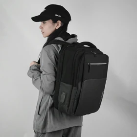 کوله پشتی لپ تاپ ضد آب بنج 14 اینچ مدل GNT-253510