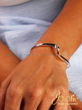 بنگل زنانه طرح موج کد B2127