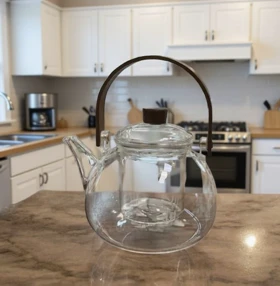 قوری پیرکس 1100میل در دو رنگ