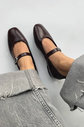 کالج زنانه straswans straswans