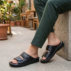 صندل چرم مردانه مدل چسبی