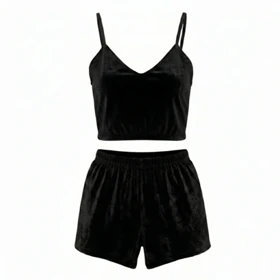 ست نیم‌تنه و شلوارک مخمل مشکی