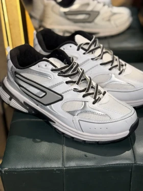 کتانی بزرگ پا مردانه دیزل