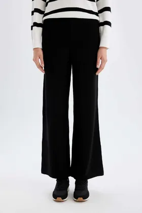 شلوار Flare Fit T8004AZ24WN