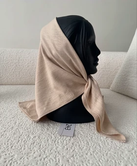 روسری بیسیک