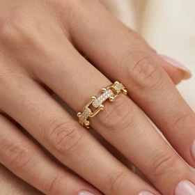 انگشتر زنانه مدل لینکا پیور طرح طلا با نگین درخشان