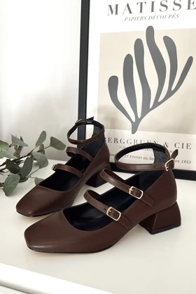 کفش پاشنه‌بلند کلاسیک زنانه polka-store polka-store