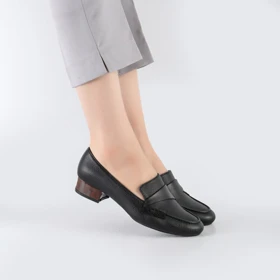کفش کالج طبی زنانه و دخترانه رنگ مشکی کد M707