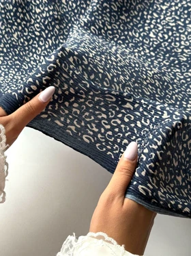 شال پلیسه برشکا سرمه ای وارداتی 4440