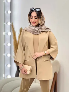 مانتو پانچ دو دکمه طلایی