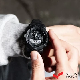 ساعت مچی مردانه کاسیو جی‌شاک CASIO G-SHOCK مدل GA-700BCE-1ADR