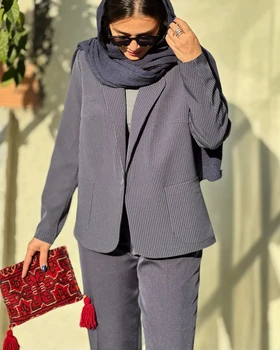 کت و شلوار سوزن دوزی طرح‌دار کشی