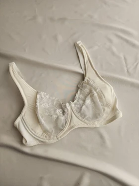 سوتین تک فنردار مینی مایزر برند SATER SEEN کد: 1010