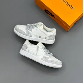کفش نایک ایر جردن وان لو تراویس اسکات لویی ویتون سفید طوسی Nike Air Jordan 1 Low Travis Scott Louis Vuitton White Grey