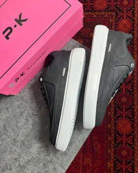 ونس دیزل بزرگ پا