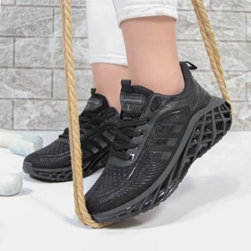 کتانی اسپرت زنانه مدل آدیداس تورنتو ADIDAS رنگ مشکی