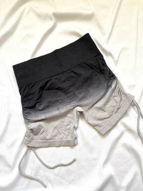 شورتک آمبره بغل گت پشت چین