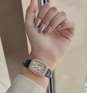 ساعت اقتصادی دخترونه