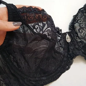 سوتین زنانه برند لین فنردار کد513 مشکی