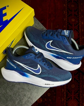 کتانی رانینگ مدل نایک زوم ایکس